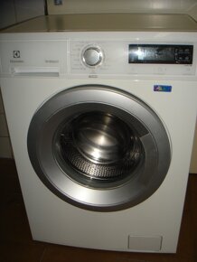 Pračka s predným plnením - 6