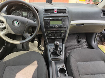 Škoda Octavia 1,9 TDI Sedan - 6