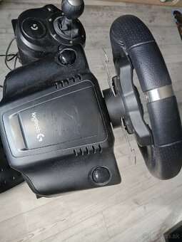 Volant,pedále, prehadzovacka logitech g29 - 6