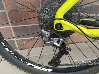 Cube carbon - 6