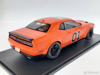1:18 - Dodge Challenger R/T Scat Pack - Solido - 1:18 - 6