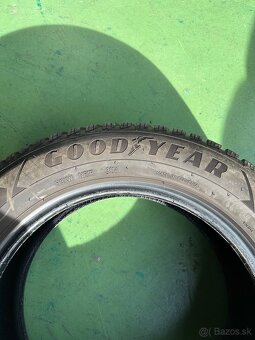 205/60 R16 92H GOOD YEAR ULTRAGRIP 9 - 6
