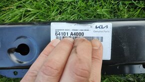 Kia Carens 2013 -, Toyota Proace 2016 - predne celo, pant - 6