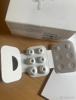 AirPods Pro 2nd generation Magsafe USB-C - 6