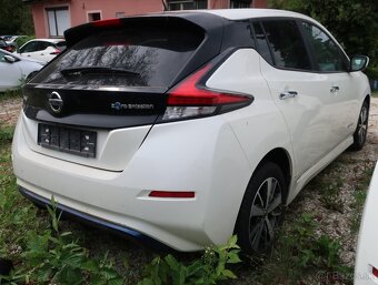 Nissan Leaf r.2020 90kW, odpočet DPH, cena len 11.999€ + DPH - 6