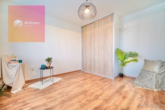 Predaj 2 izbový byt s balkónom v Seredi s dlhodobým nájomcom - 6