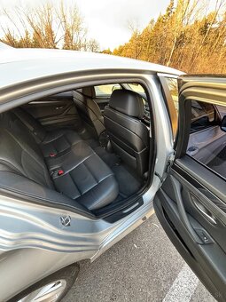 Predám BMW F10, 525D r.v.2010 3.0-liter diesel - 6