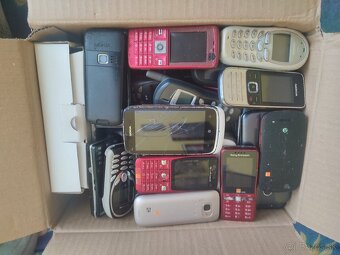 Predám mobily ná náhradné diely - 6