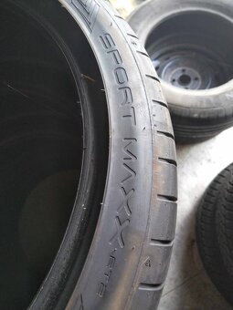 225/40 R 18 letné. - 6