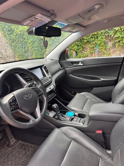 Hyundai Tucson 3 2.0 CRDi - 6