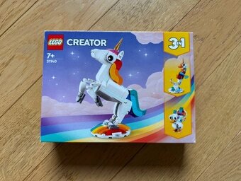 LEGO Creator 31140 Kúzelný jednorožec 3v1 - 6