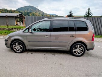 Volkswagen Touran 2.0 TDI DSG - 6