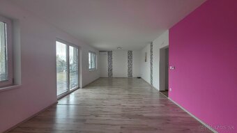 Predaj 4 izbový bungalov s pozemkom 663 m2 v obci Vydrany - 6