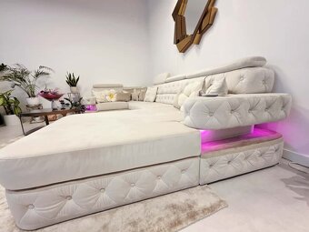 Luxusná rohová sedačka s LED osvetlením, elektrickým výsuvom - 6