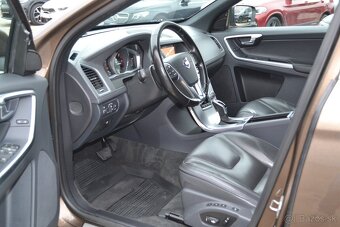 Volvo XC60 2.4 D5 AWD INSCRIPTION - 6