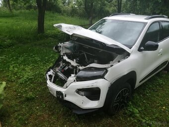 Dacia Spring - Havarovaná - 6