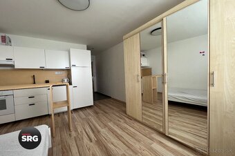 SRG | Garsónka pri parku na tichom mieste | Lastovičia - 6