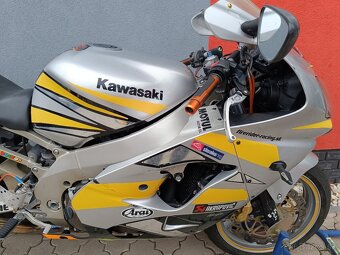 Kawasaki Ninja ZX900CE - 6