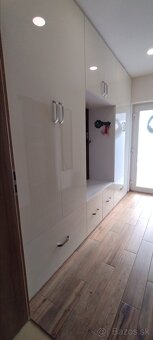 4i RD Hviezdoslavov - 6