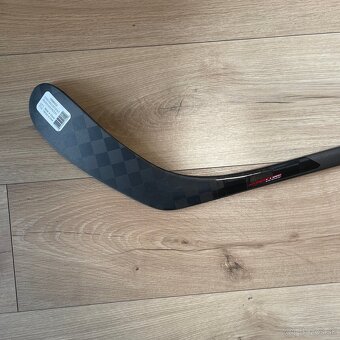 BAUER Vapor HyperLite Hokejka - 6