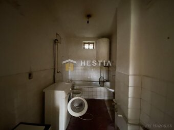 ZNÍŽENÁ CENA Na predaj starší 3-izb. RD, INVESTIČNÁ PRÍLEŽ - 6
