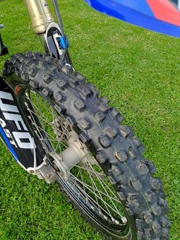 Yamaha yzf 450 - 6