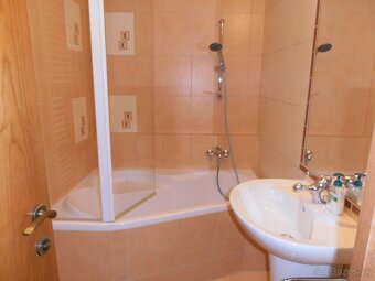 Prenájom väčší 2 izb. byt, PETRŽALKA, začiatok - 6