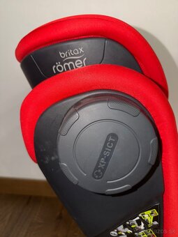 Autosedacka Britax römer KIDFIX III M - 6