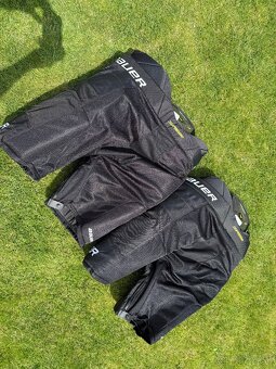 Nové hokejové kalhoty Bauer Supreme Mach - 6