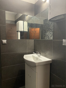 Atraktívne priestory v centre mesta 34 m2 - 6