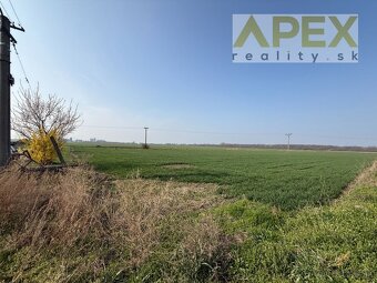 Exkluzívne APEX reality stavebný pozemok 800 m2 Červeník - 6