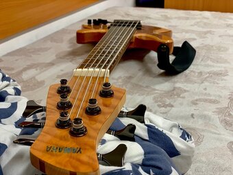 Vymenim za basu/gitaru Yamaha TRB1006J 6strunova basgitara - 6