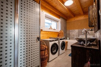 Exkluzívny nízkoenergetický zrubový dom pri lese Male Leváre - 6