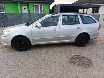Škoda Octavia 1.6tdi combi dsg - 6