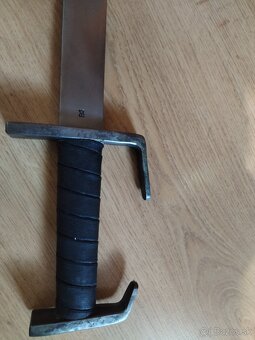 Meč - 6