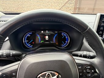 Predám Toyotu Rav4 2,5 Hybrid AWD - 6
