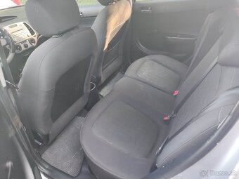 Hyundai i20, 1.majiteľ, kúpený na Slovensku - 6
