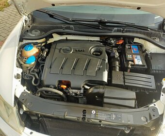 Škoda Octavia II Facelift 1.6TDi 77Kw CR M5 R.V.01/2012 - 6