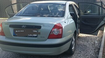 Hyundai Elantra - 6