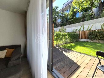 2-izbový byt s predzáhradkou a parkovaní na hradnom ko… - 6