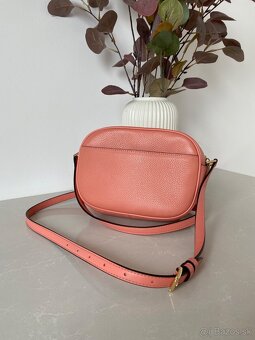 Michael Kors crossbody kozena kabelka - 6