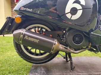 Vespa sprint  125 - 6