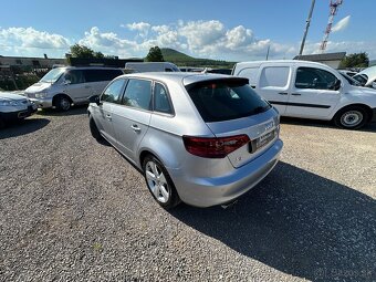 Audi A3 Sportback 2.0 TDI DPF Ambiente - 6