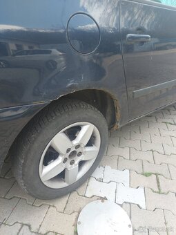 Volkswagen Sharan 1.9 tdi 85 kw - 6