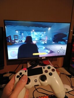 PS 4 SONY konzola, 2 originál ovládače 861 gb uložisko + hry - 6