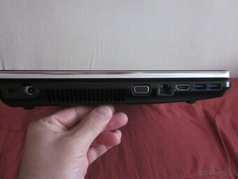 ASUS,i7,16 GB,SSD 500 GB,SSHD 500 GB,GT555M 2GB - 6
