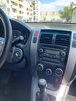 Tucson 2.0 l benzín. - 6