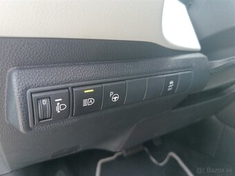 Predam Toyota Corolla TS Comfort Style Tech 1.8Hsd 2020 - 6