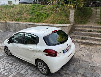 Peugeot 208 1.2 PureTech Active E6.2 - 6