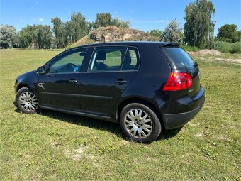 Volkswagen Golf 5 - 6